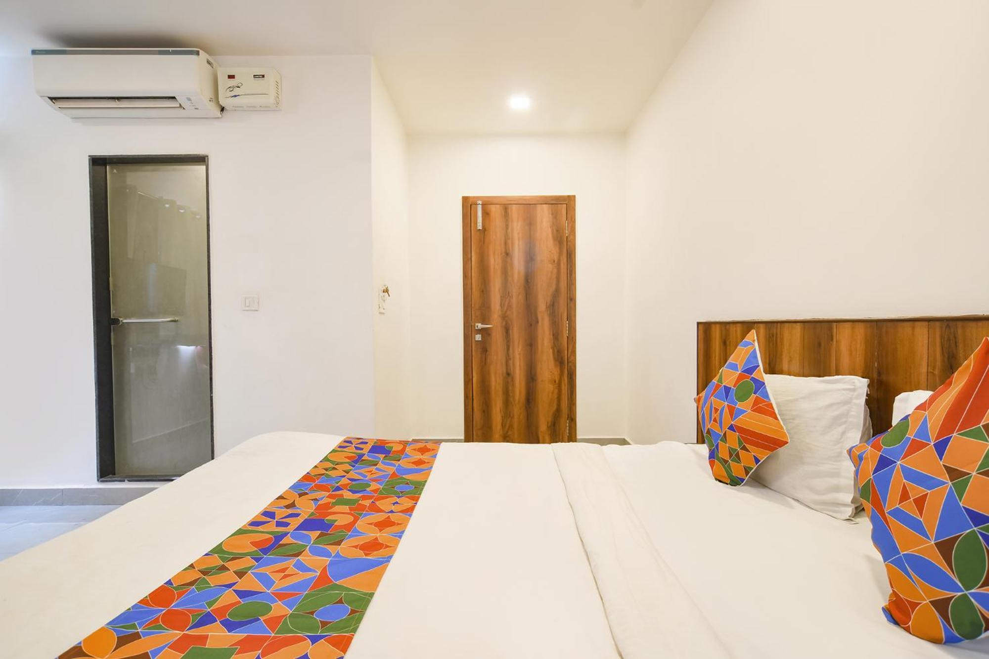 Fabexpress The King Palace Indore Exterior photo